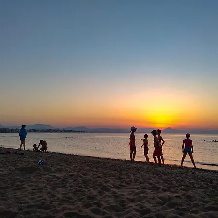 Beachfront In Alicante Daire Denia